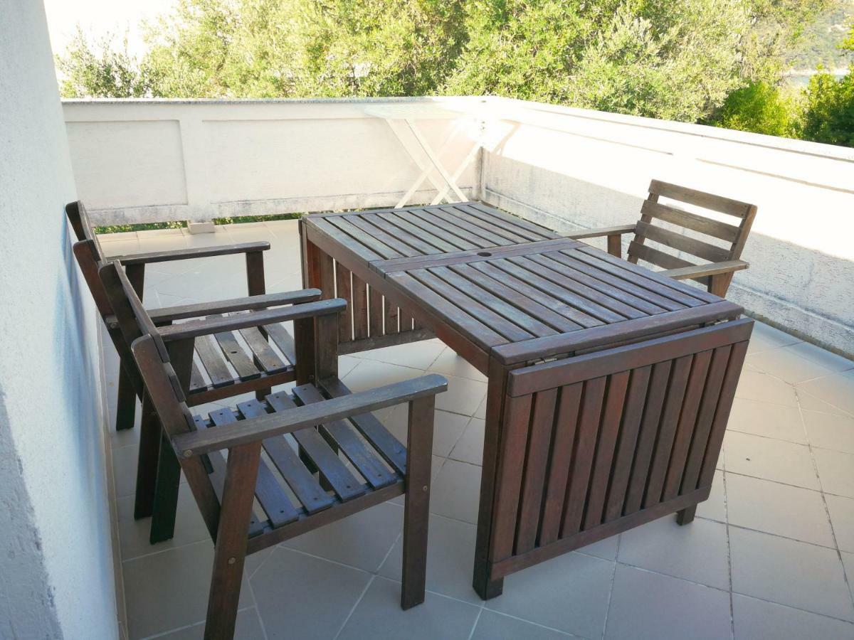 Family Friendly Apartments Island Rab Kampor Exterior foto