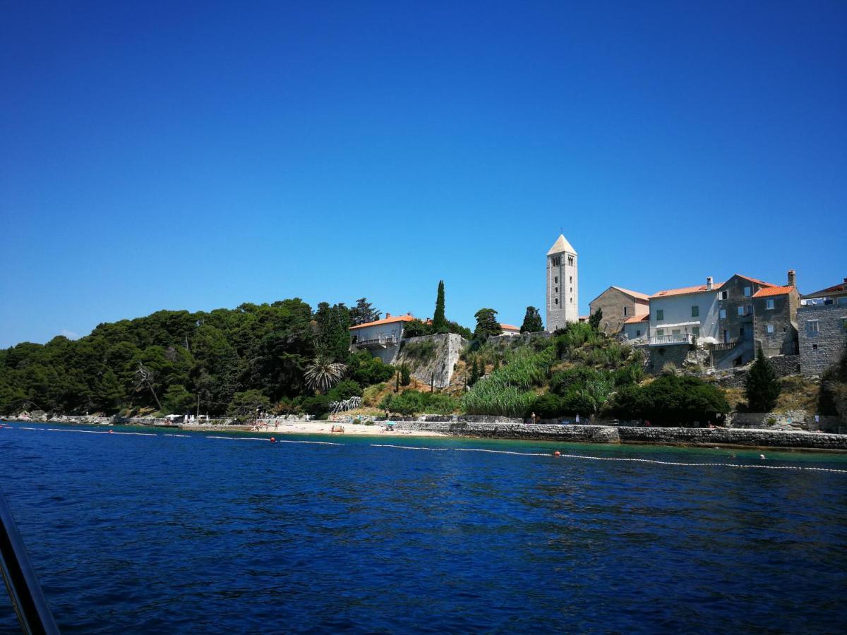 Family Friendly Apartments Island Rab Kampor Exterior foto